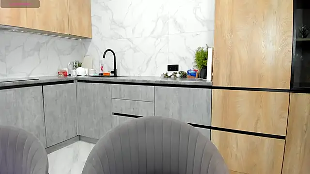 extra wet dry online show from February 2026 02:28:01 AM