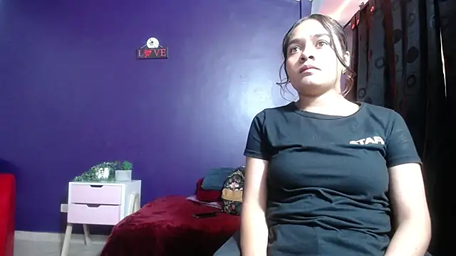 Snapshot of shiara_blake chatting on October 2025 03:33:01 PM shiara blake online show from October 2025 03:33:01 PM