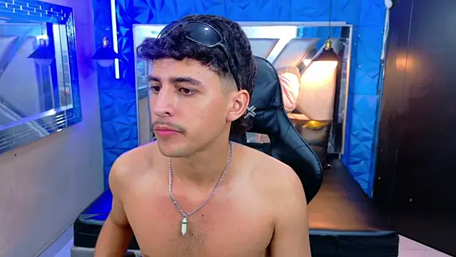 Snapshot of Alan_Del_Reyx chatting on September 2025 04:07:01 AM Alan Del Reyx online show from September 2025 04:07:01 AM