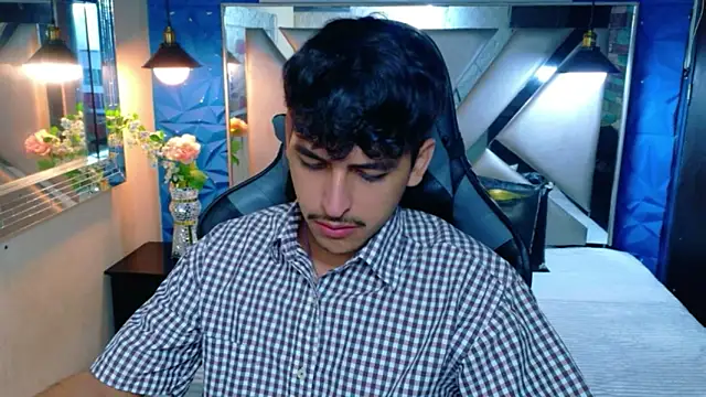 Snapshot of Alan_Del_Reyx chatting on February 2026 10:08:02 AM Alan Del Reyx online show from February 2026 10:08:02 AM