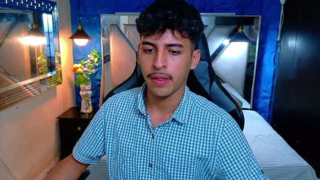 Snapshot of Alan_Del_Reyx chatting on March 2026 05:08:02 AM Alan Del Reyx online show from March 2026 05:08:02 AM