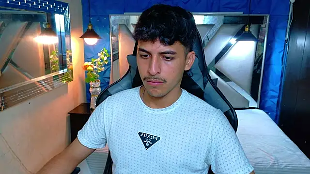 Snapshot of Alan_Del_Reyx chatting on March 2026 01:12:02 AM Alan Del Reyx online show from March 2026 01:12:02 AM