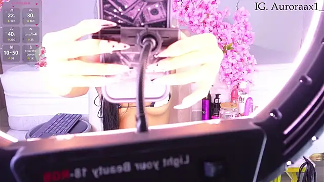 Auroraa x1 online show from November 2025 12:44:01 AM