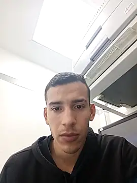 Snapshot of Jose20moro chatting on November 2025 02:20:02 PM Jose20moro online show from November 2025 02:20:02 PM