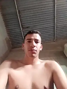 Snapshot of Jose20moro chatting on November 2025 12:20:01 PM Jose20moro online show from November 2025 12:20:01 PM