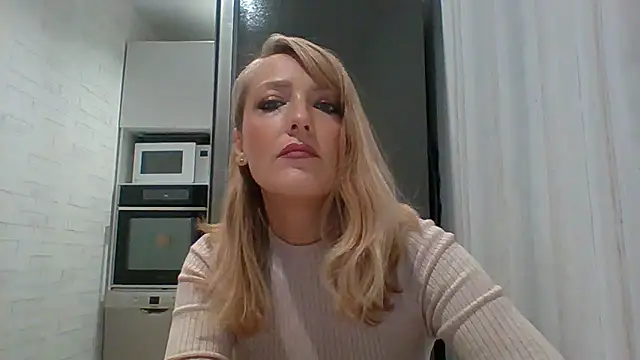 Vexxaa online show from September 2025 03:49:02 PM