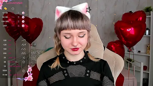 Tori Cutie online show from February 2026 12:06:02 AM