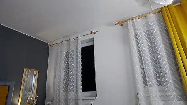 Jessica White  online show from October 2025 03:04:02 AM