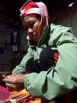 TinTin321 online show from November 2025 11:37:02 PM