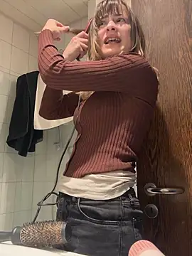 IsabellaEtha online show from December 2025 01:50:02 PM