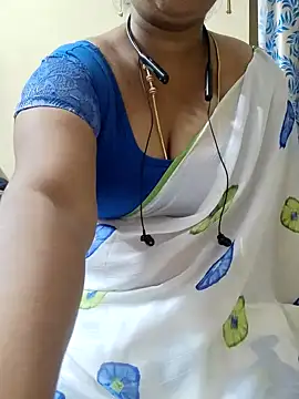 yelmaji91 online show from December 2025 08:34:01 AM