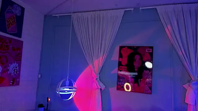 Hannahpage online show from October 2025 11:40:01 AM