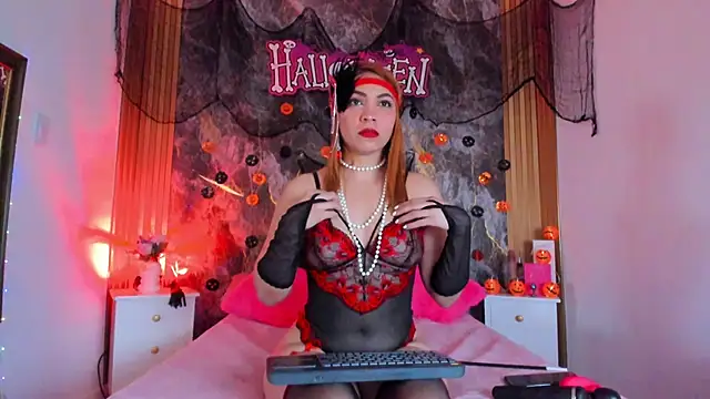 MIIRANDAHOT online show from October 2025 01:45:02 PM