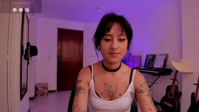 Snapshot of atenea_dragon__ chatting on June 2026 08:32:02 PM atenea dragon online show from June 2026 08:32:02 PM