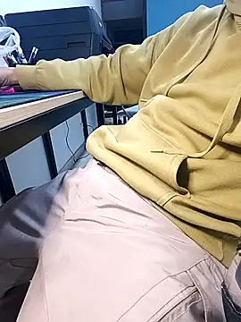 Snapshot of Hugopingonasa2024 chatting on October 2025 10:51:02 PM Hugopingonasa2024 online show from October 2025 10:51:02 PM