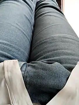 hunk28 6 online show from October 2025 06:47:01 AM