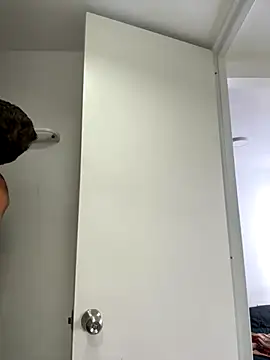 Snapshot of aronn_tay chatting on October 2025 04:42:02 PM aronn tay online show from October 2025 04:42:02 PM