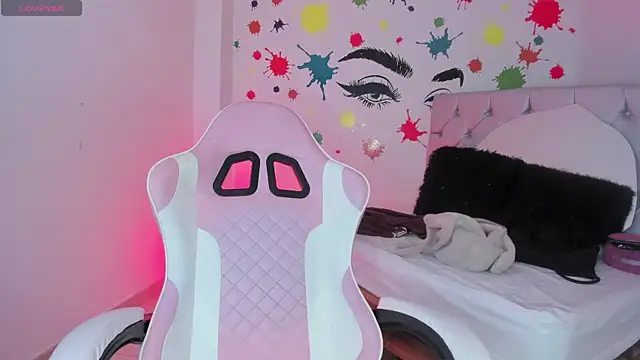 chloesagee online show from September 2025 09:38:02 PM