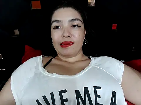 Snapshot of vegacristal88 chatting on November 2025 10:31:02 PM vegacristal88 online show from November 2025 10:31:02 PM