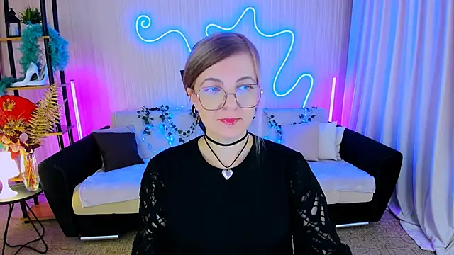 YourUniverser online show from September 2025 04:14:02 AM