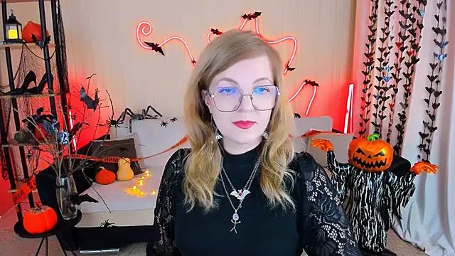 YourUniverser online show from October 2025 10:58:02 AM