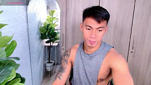 PinooyMilker online show from November 2025 04:12:02 AM