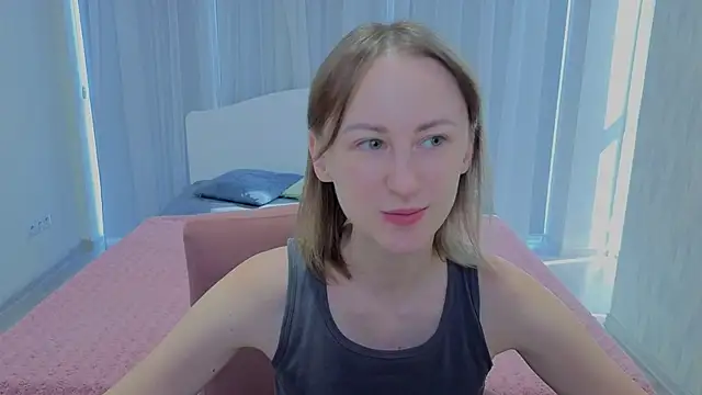 LuluChiiii online show from September 2025 09:43:02 AM