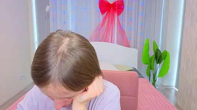 LuluChiiii online show from December 2025 10:35:02 AM