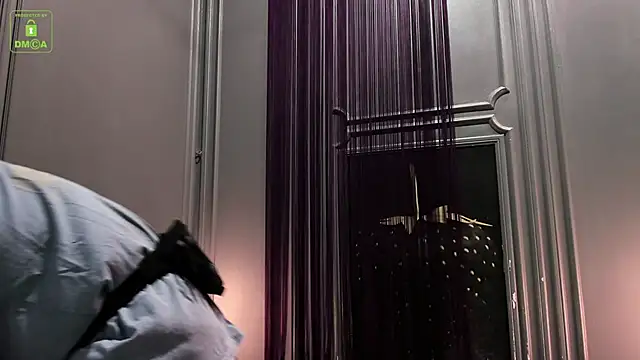 Snapshot of OliverSport chatting on January 2025 03:45:01 PM OliverSport online show from January 2025 03:45:01 PM