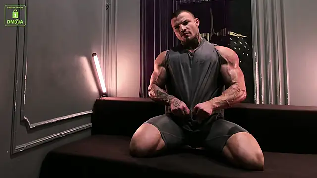 Snapshot of OliverSport chatting on March 2025 03:48:02 PM OliverSport online show from March 2025 03:48:02 PM