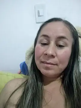 Snapshot of Nala1986 chatting on October 2025 01:51:02 AM Nala1986 online show from October 2025 01:51:02 AM