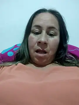 Snapshot of Nala1986 chatting on November 2025 02:25:01 AM Nala1986 online show from November 2025 02:25:01 AM