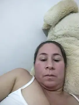 Snapshot of Nala1986 chatting on November 2025 02:01:02 AM Nala1986 online show from November 2025 02:01:02 AM