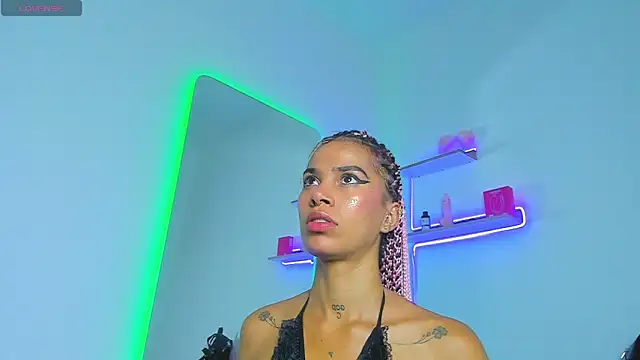 Snapshot of _nana777 chatting on November 2025 05:28:02 AM nana777 online show from November 2025 05:28:02 AM