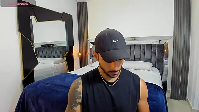 MARC THOMPSON  online show from November 2025 11:37:02 PM