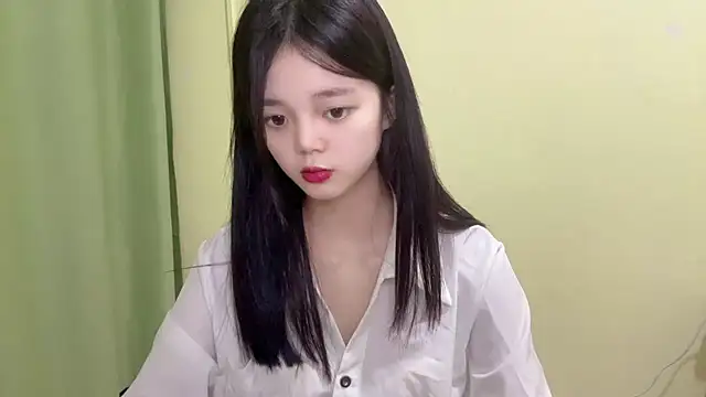 Nicole-13 online show from November 2025 10:14:01 AM