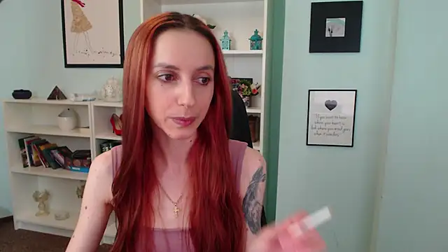 Julia Jae online show from October 2025 06:39:02 AM