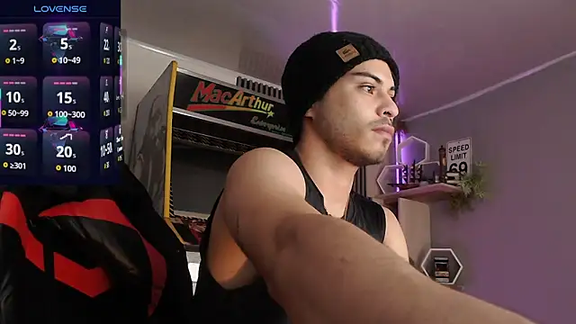 Bastian MCcormick online show from September 2025 12:05:02 PM