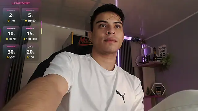 Bastian MCcormick online show from November 2025 12:49:02 PM