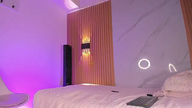 Snapshot of IM_DAREN chatting on November 2025 03:27:01 AM IM DAREN online show from November 2025 03:27:01 AM