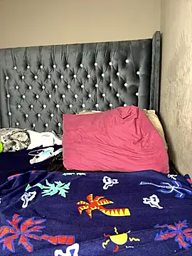 Kikie23 online show from November 2025 08:31:01 PM