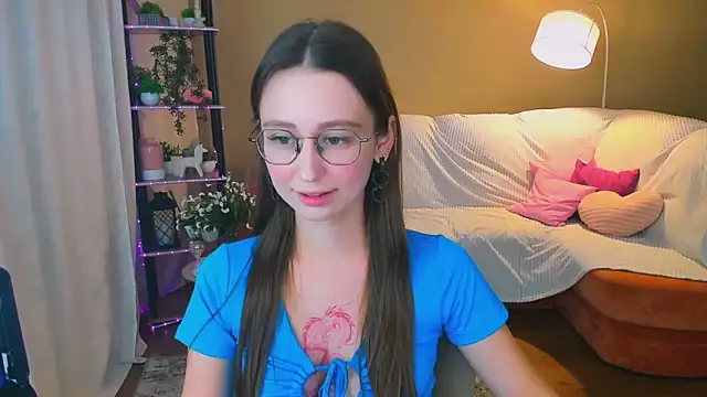 YourLovellyStory online show from September 2025 06:30:02 PM