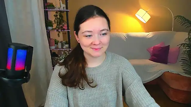 AlluringLookk online show from October 2025 12:16:01 PM