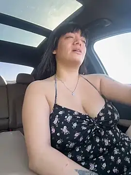 Snapshot of racoonbaby chatting on October 2025 03:44:01 PM racoonbaby online show from October 2025 03:44:01 PM