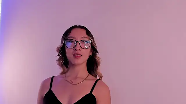 LauMiller online show from November 2025 10:50:02 AM