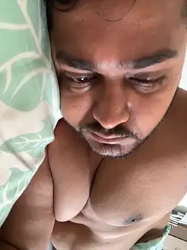 blrguychub online show from November 2025 02:50:02 AM