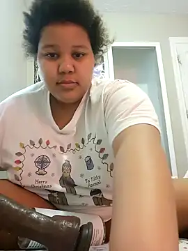 Snapshot of chocolate_bella chatting on October 2025 01:50:01 PM chocolate bella online show from October 2025 01:50:01 PM