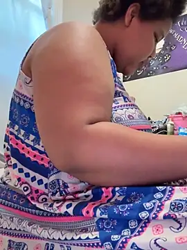 Snapshot of chocolate_bella chatting on October 2025 01:44:01 PM chocolate bella online show from October 2025 01:44:01 PM