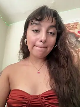 Snapshot of CharmingMaddie chatting on September 2025 05:02:01 PM CharmingMaddie online show from September 2025 05:02:01 PM