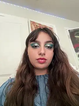 Snapshot of CharmingMaddie chatting on September 2025 03:12:02 PM CharmingMaddie online show from September 2025 03:12:02 PM